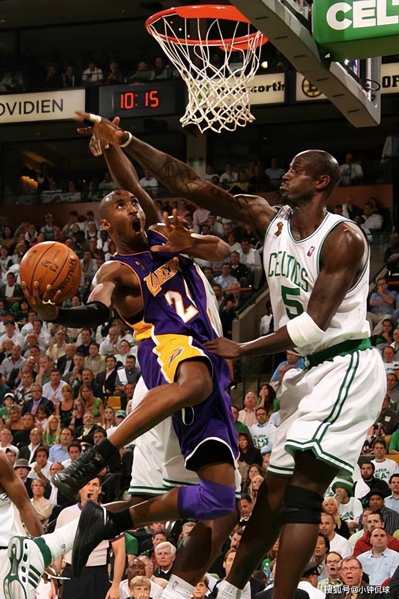 路抱团拿首 路抱团拿首