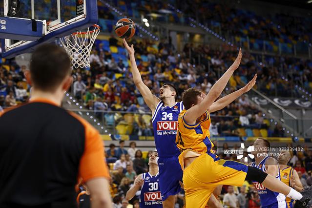 赛季最大冷门！MVP被新秀打爆？联盟第一雷霆为何被黄蜂屠杀？